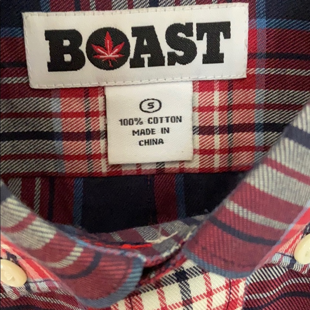 BOAST Mens Red and Blue Plaid Long Sleeve Button Down Shirt Size Small - Picture 8 of 8